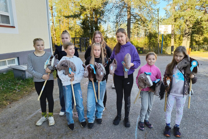 46 kepparikerholaiset