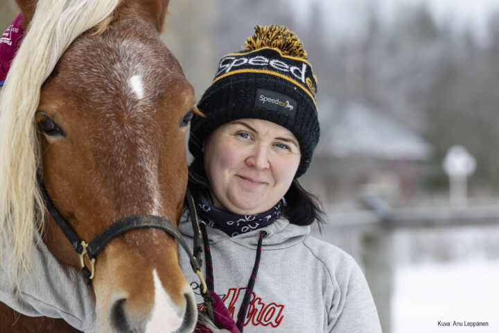 Miia Pulkkanen. Kuvaaja Anu Leppanen