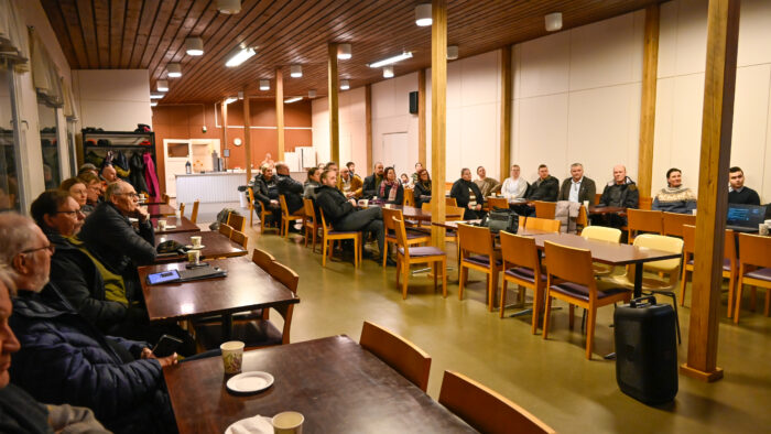 Pihtiputaan kunta järjesti Harjulinnassa Muurasjärven kyläillan.