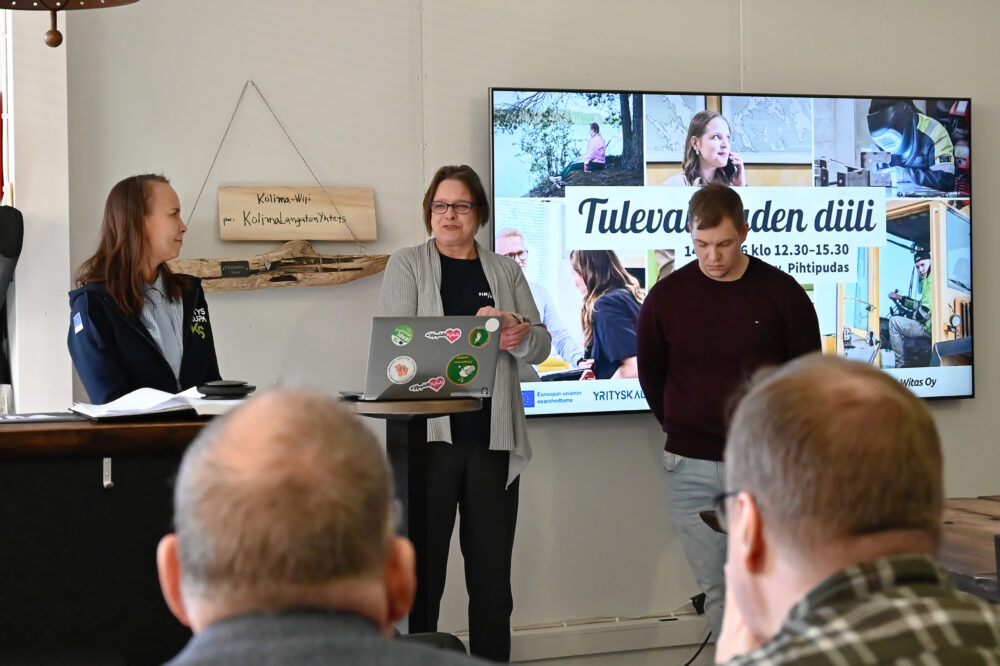 17 YrtyskaupaKS blur