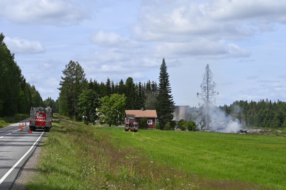 tulipalo Haapajärventie-8164
