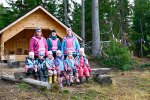 42 Muurasjärven koululaiset-9