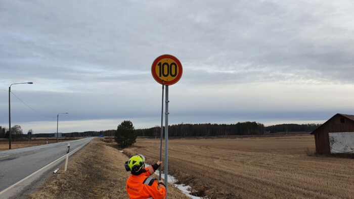 kuvituskuva-nopeusrajoituksen-vaihto