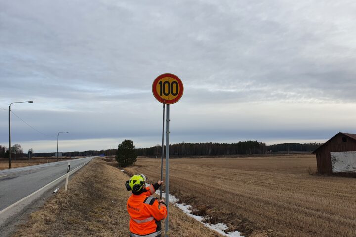 kuvituskuva-nopeusrajoituksen-vaihto